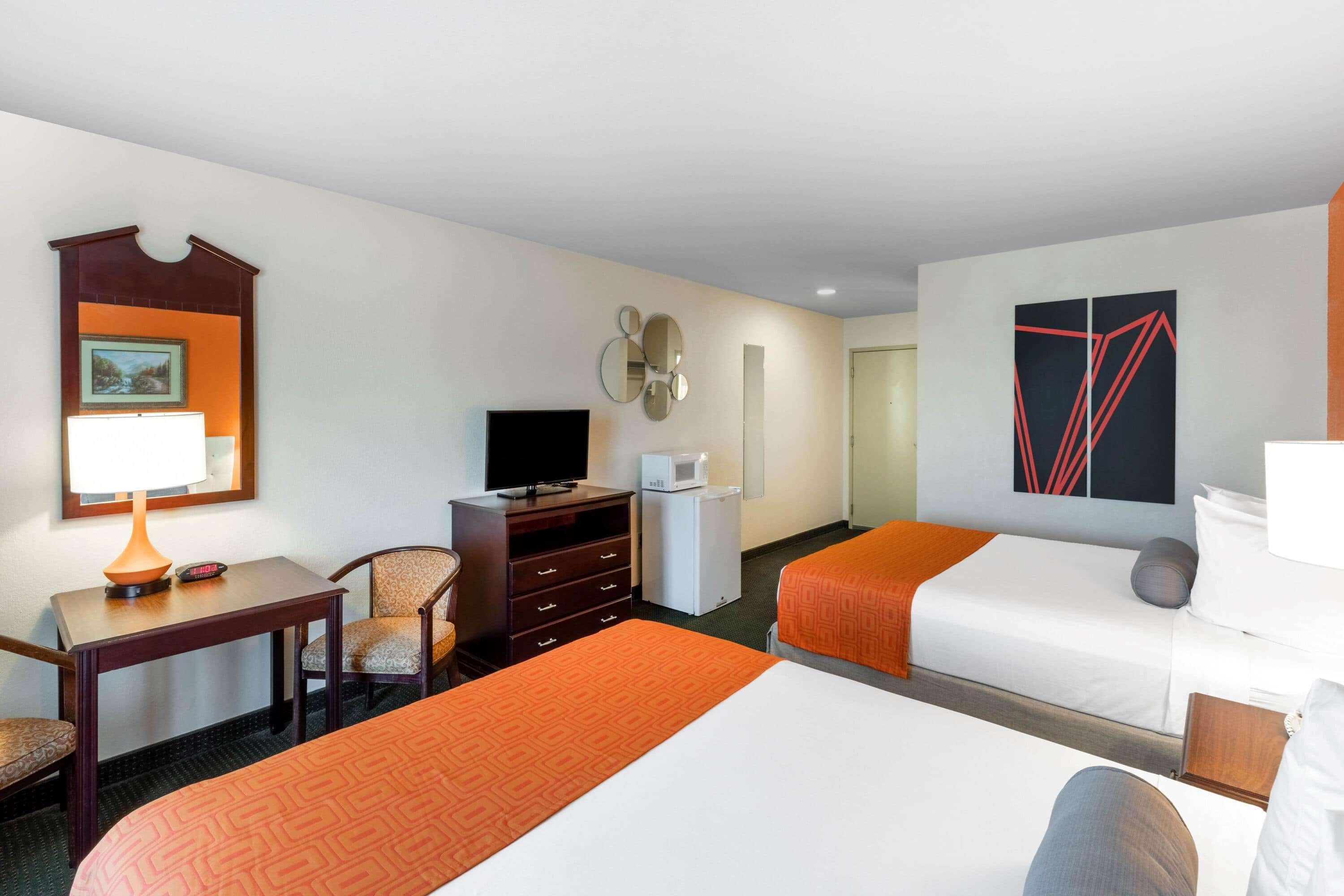 ฮาวเวิร์ด จอห์นสัน บาย วินด์แฮม ฮูมา Hotel โฮมา ภายนอก รูปภาพ