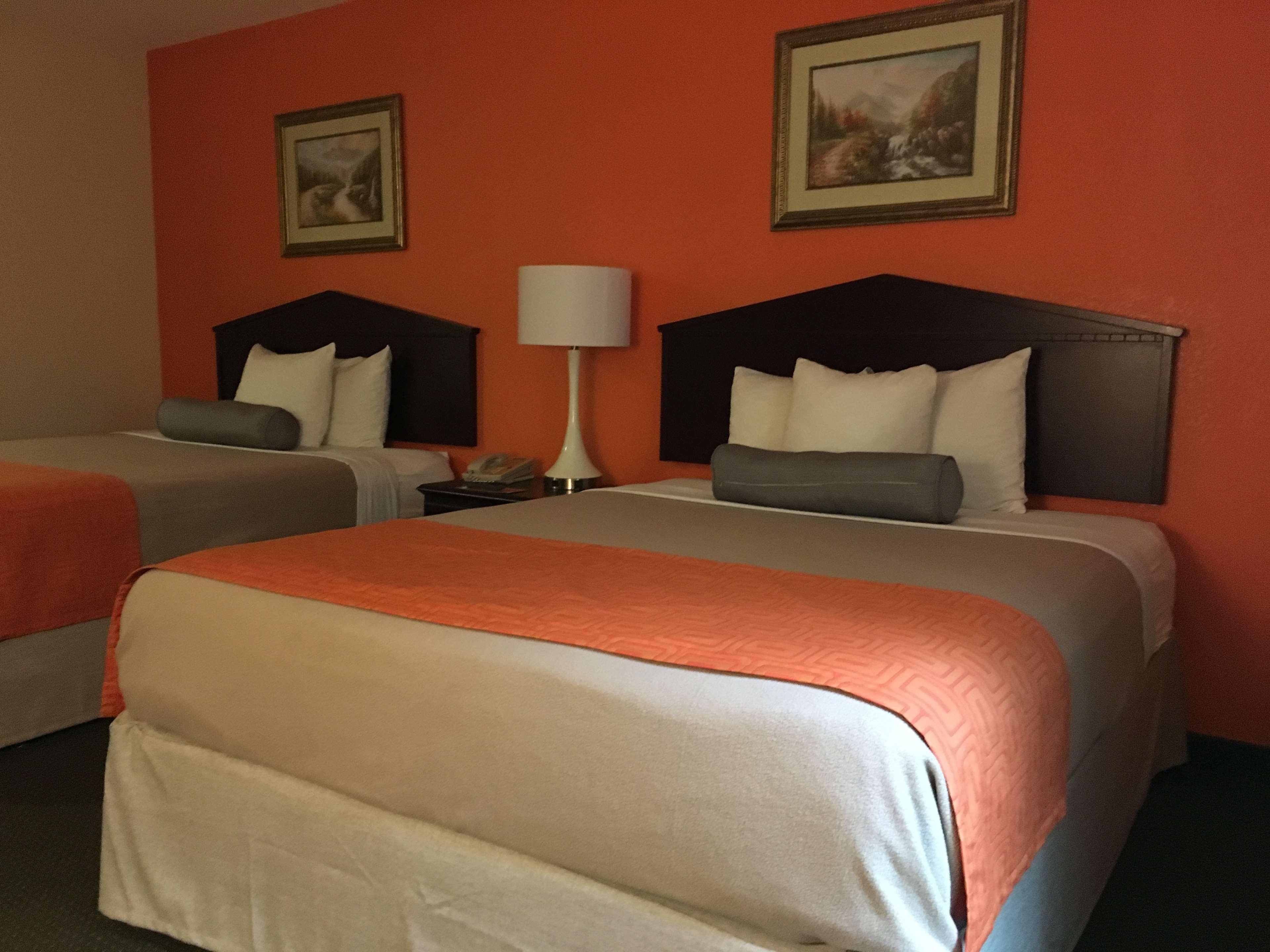 ฮาวเวิร์ด จอห์นสัน บาย วินด์แฮม ฮูมา Hotel โฮมา ภายนอก รูปภาพ