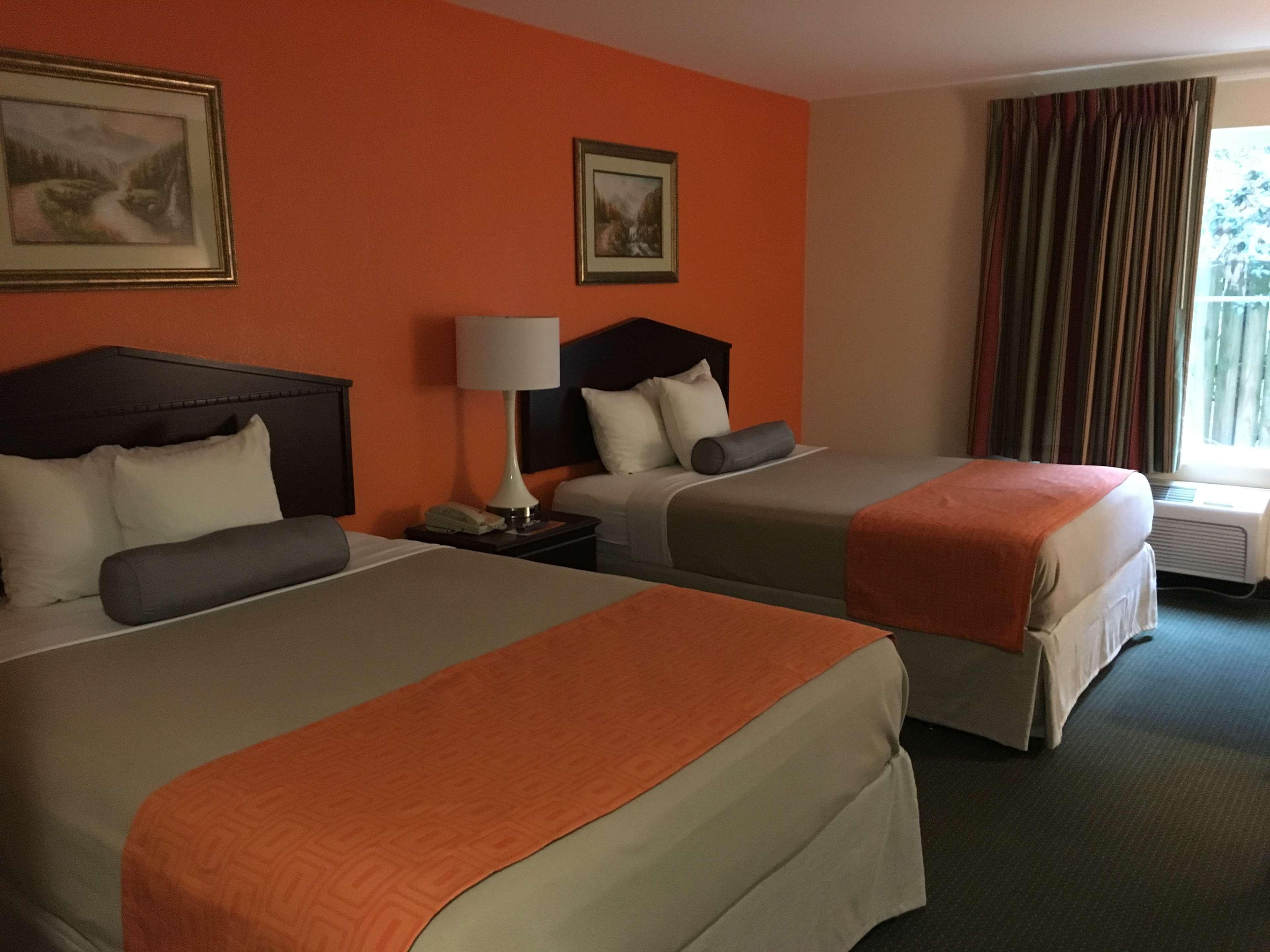 ฮาวเวิร์ด จอห์นสัน บาย วินด์แฮม ฮูมา Hotel โฮมา ภายนอก รูปภาพ
