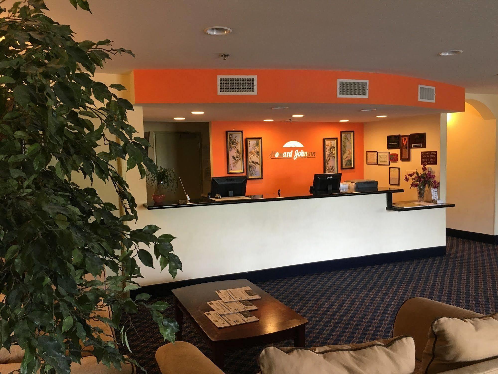 ฮาวเวิร์ด จอห์นสัน บาย วินด์แฮม ฮูมา Hotel โฮมา ภายนอก รูปภาพ