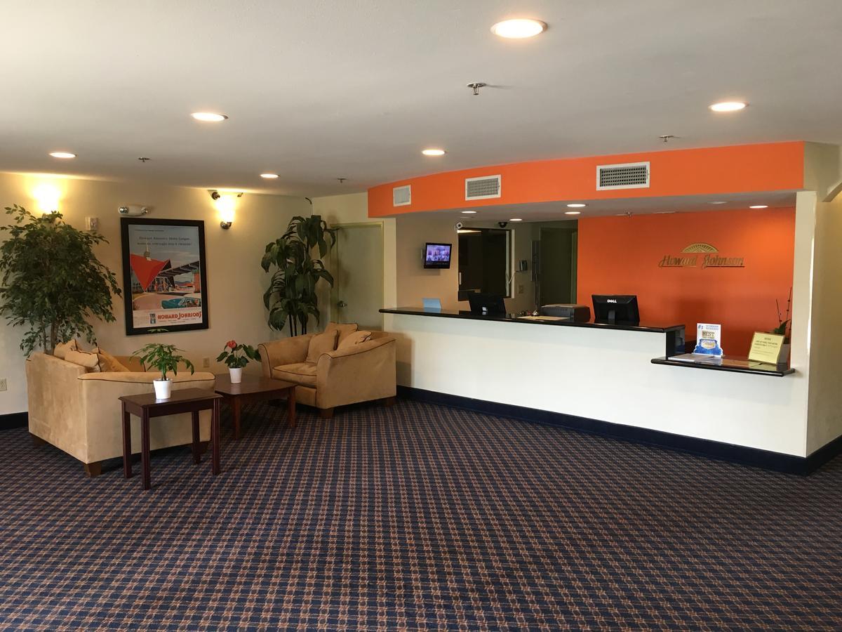 ฮาวเวิร์ด จอห์นสัน บาย วินด์แฮม ฮูมา Hotel โฮมา ภายนอก รูปภาพ